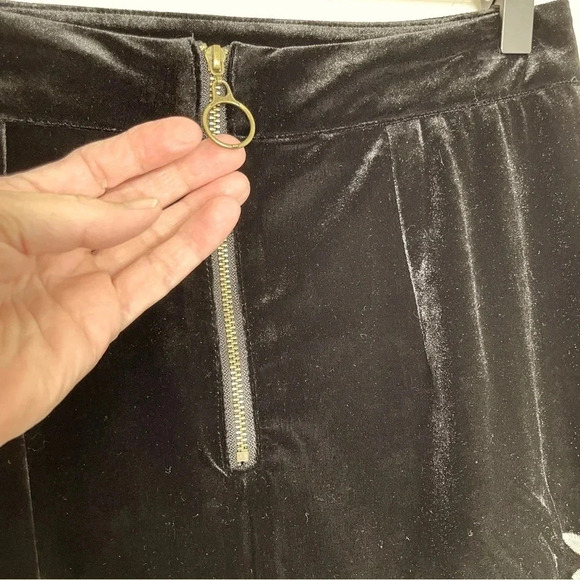 THML Ladies Black Velvet Mini Skirt with Silver And Gold Embroidery black magic - Picture 4 of 5